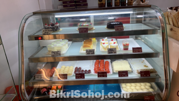 Chiller fridge for cake and sweet